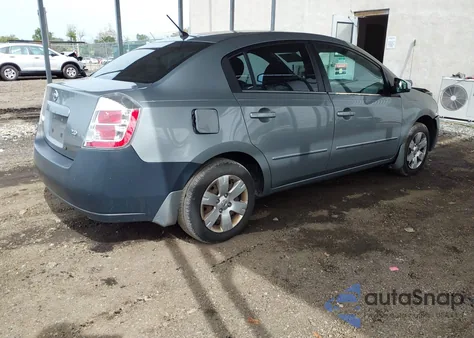 2008 Nissan Sentra 2.0 from USA, damaged, VIN 3N1AB61E68L667636